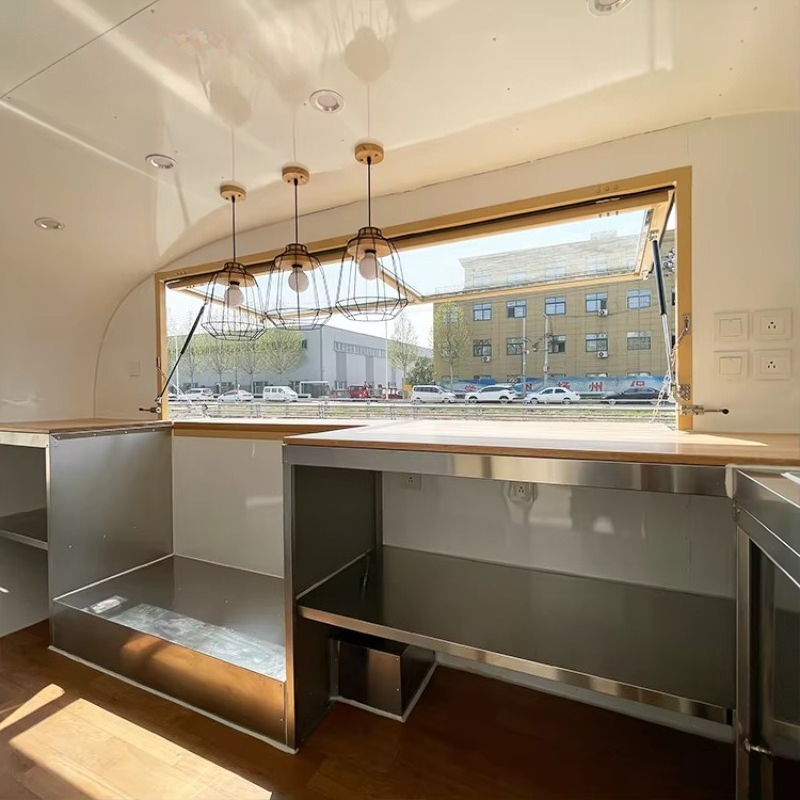 Coffee Equipment Service - W pełni wyposażona mobilna przyczepa gastronomiczna,