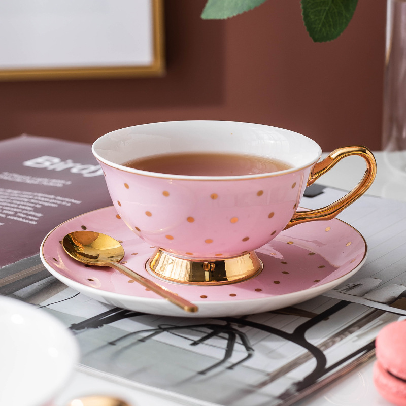 Ceramiczne różowe kubki do kaw – Coffee Equipment Set recenzja i cena