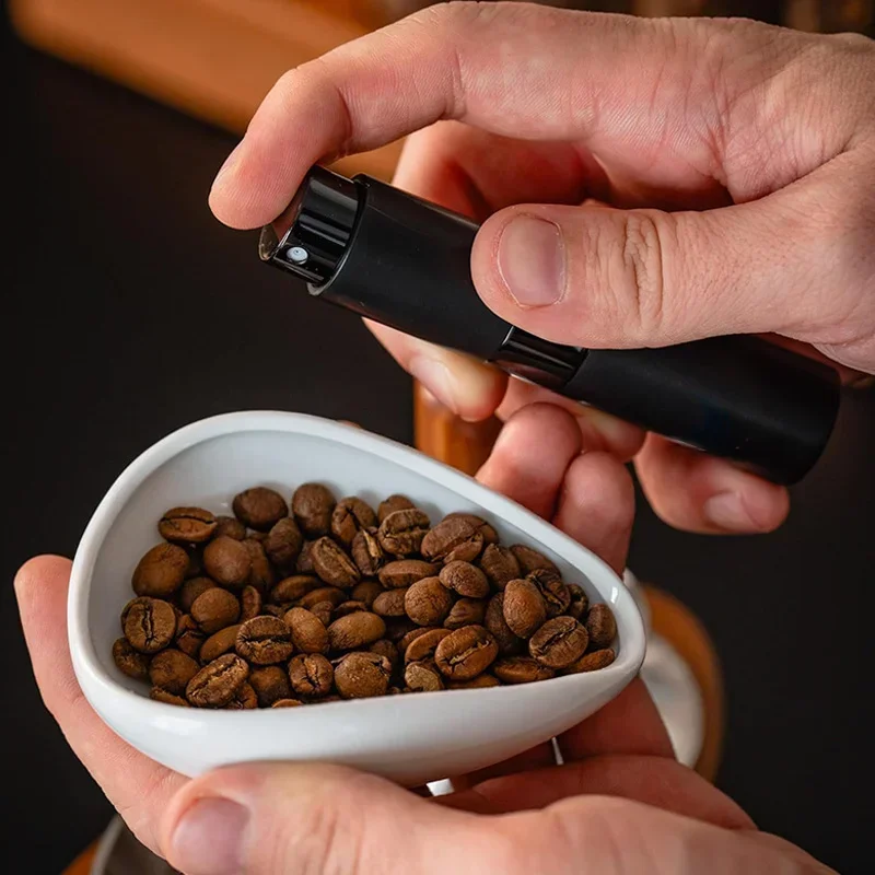 Tace na filiżanki do dozowania – Coffee Equipment Set recenzja i cena